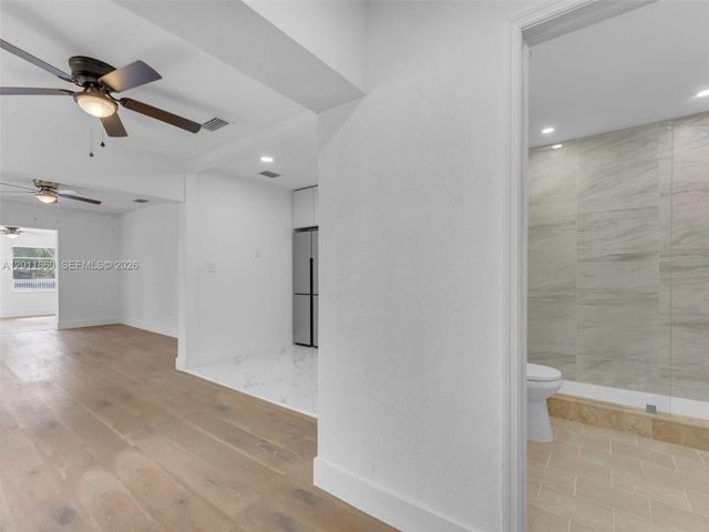 520 NW 32nd Pl 520, Miami, FL 33125