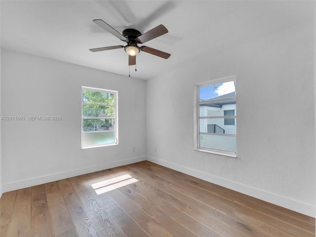 520 NW 32nd Pl 520, Miami, FL 33125