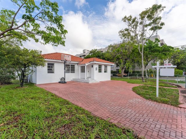520 NW 32nd Pl 520, Miami, FL 33125