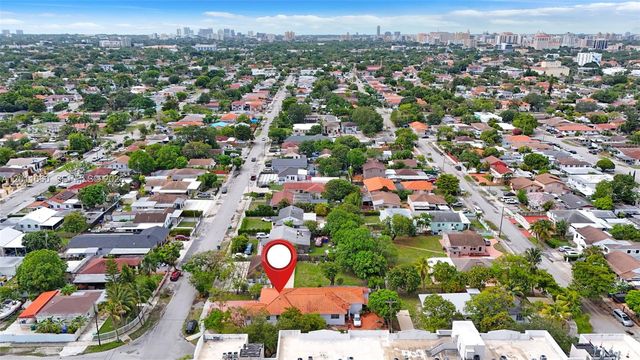 520 NW 32nd Pl 520, Miami, FL 33125