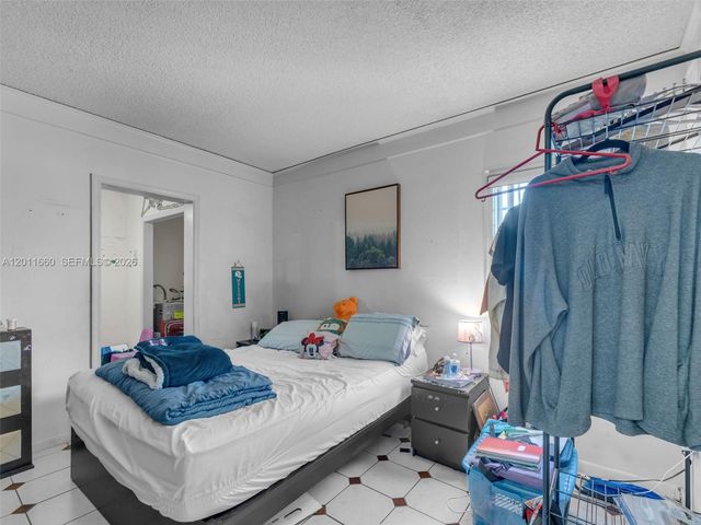 520 NW 32nd Pl 520, Miami, FL 33125