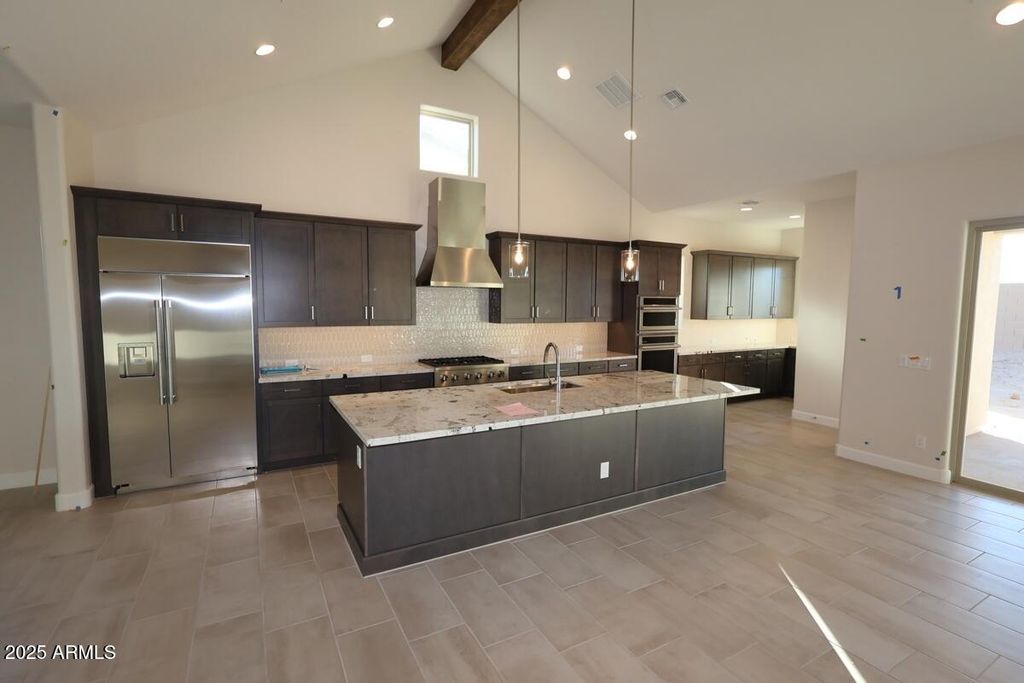 20657 W BERRIDGE Lane, Buckeye, AZ 85396 — photo 2