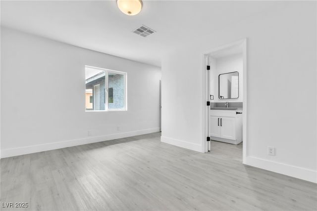 244 North 19th Street, Las Vegas, NV 89101