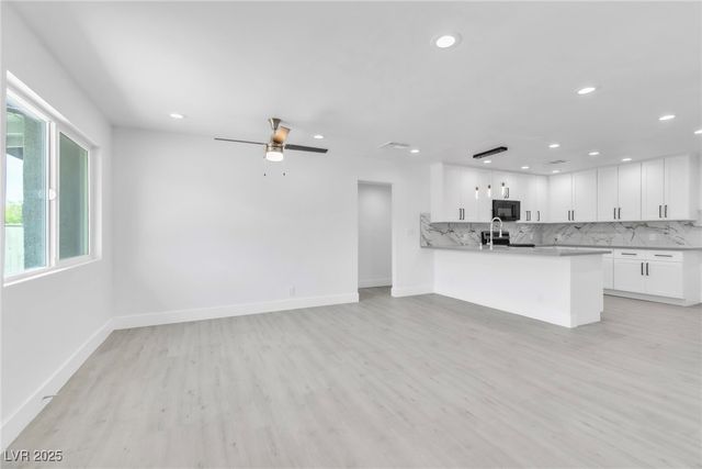 244 North 19th Street, Las Vegas, NV 89101