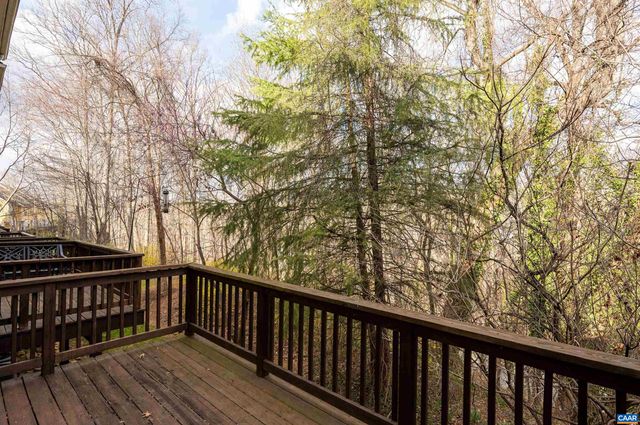 104 Melbourne Park Cir Apt D, Charlottesville, VA 22901