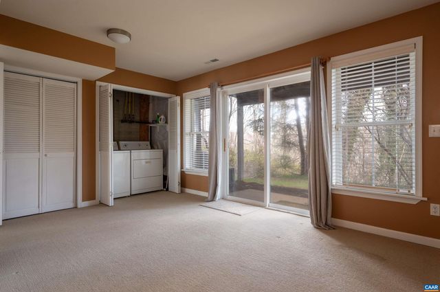 104 Melbourne Park Cir Apt D, Charlottesville, VA 22901