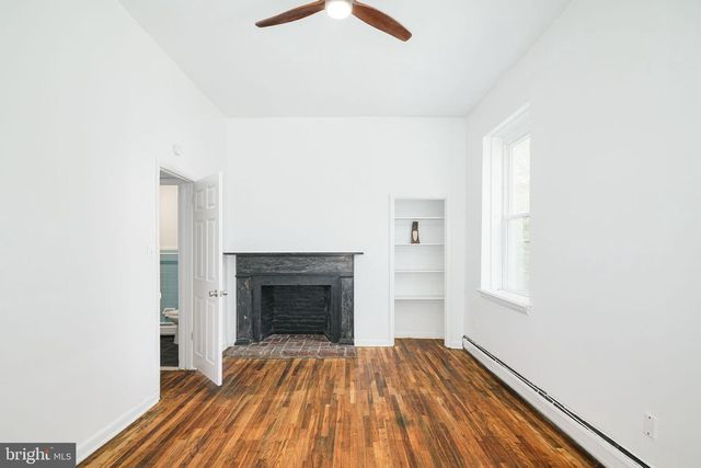 1024 PINE ST, Philadelphia, PA 19107