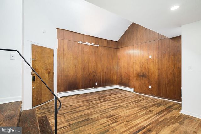 1024 PINE ST, Philadelphia, PA 19107