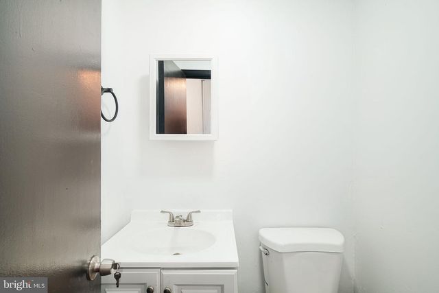 1024 PINE ST, Philadelphia, PA 19107