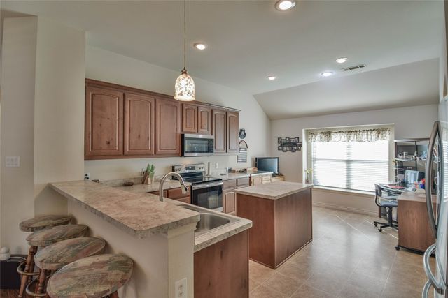 1408 Lauren Lane, Granbury, TX 76048