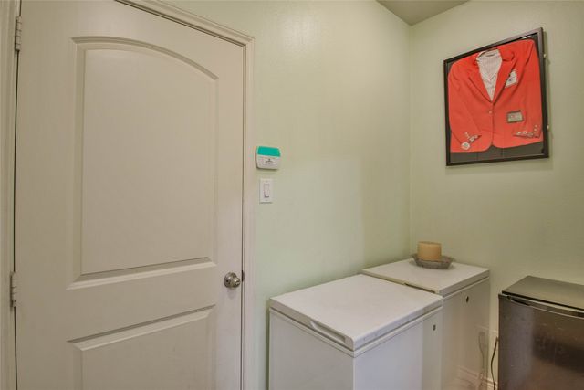 1408 Lauren Lane, Granbury, TX 76048