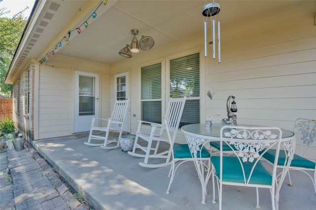 1408 Lauren Lane, Granbury, TX 76048