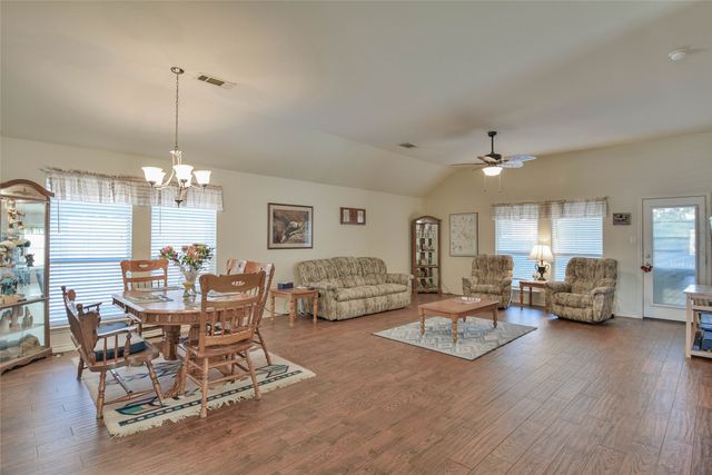 1408 Lauren Lane, Granbury, TX 76048