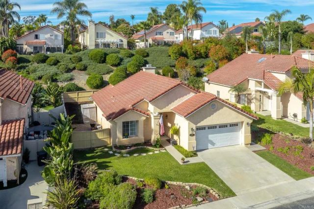 1745 Crystal Ridge Way, Vista, CA 92081