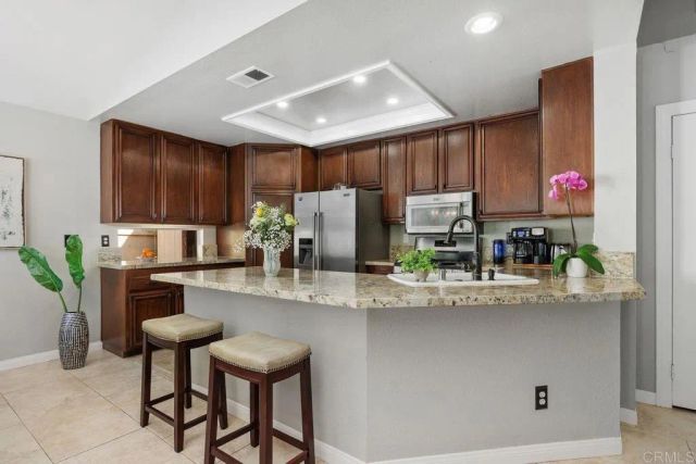 1745 Crystal Ridge Way, Vista, CA 92081