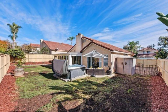 1745 Crystal Ridge Way, Vista, CA 92081