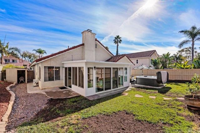 1745 Crystal Ridge Way, Vista, CA 92081