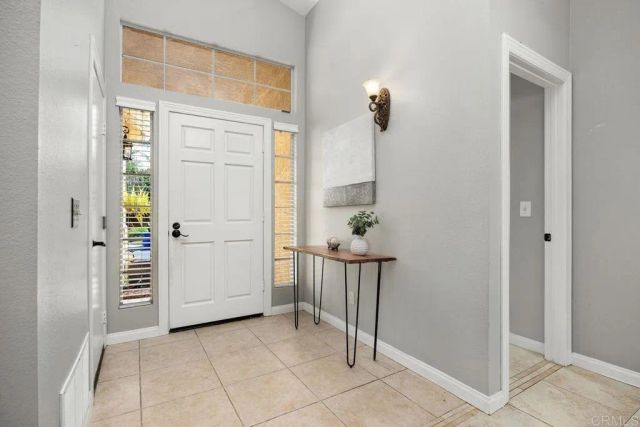 1745 Crystal Ridge Way, Vista, CA 92081