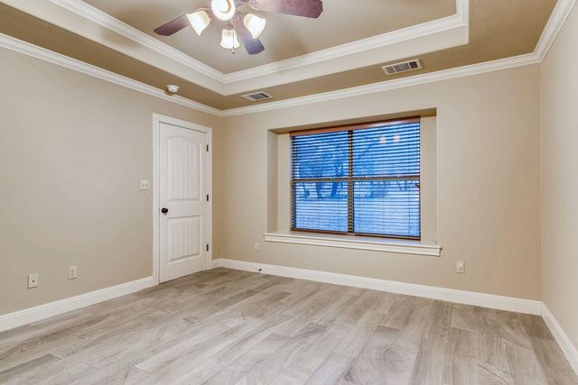 300 S Venture BLVD S, Lago Vista, TX 78645