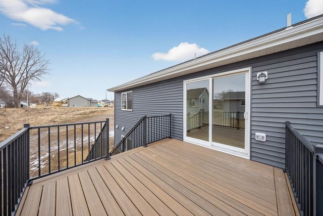 6151 Cody Lane NW, Rochester, MN 55901