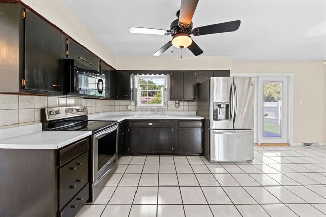 1739 Kevin Street, Ironton, OH 45638