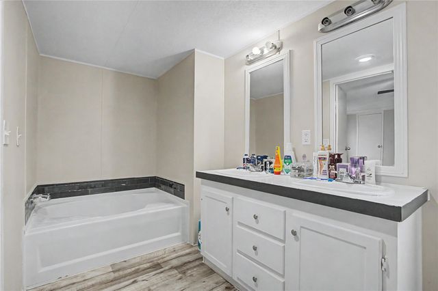 5775 Road 3550, Cleveland, TX 77327