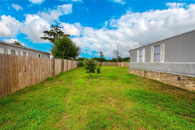 5775 Road 3550, Cleveland, TX 77327