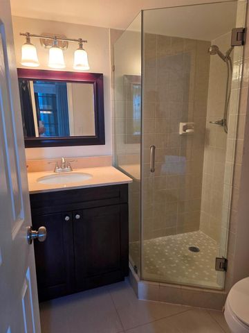 1101 Colony Point Cir 304, Pembroke Pines, FL 33026