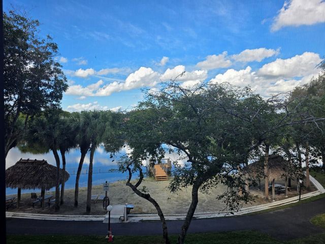 1101 Colony Point Cir 304, Pembroke Pines, FL 33026