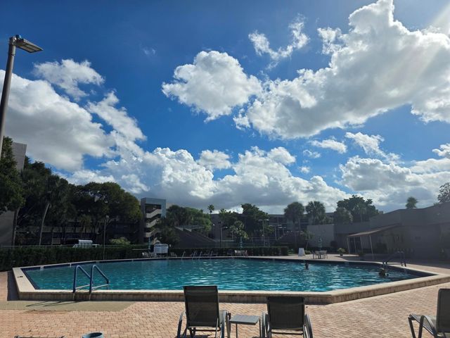 1101 Colony Point Cir 304, Pembroke Pines, FL 33026