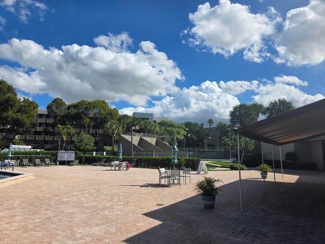 1101 Colony Point Cir 304, Pembroke Pines, FL 33026