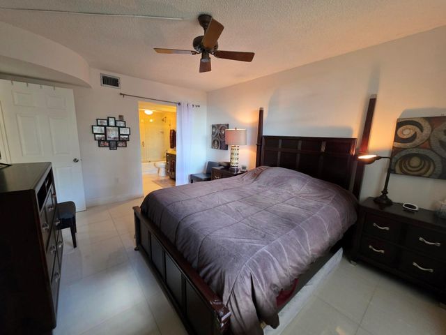 1101 Colony Point Cir 304, Pembroke Pines, FL 33026
