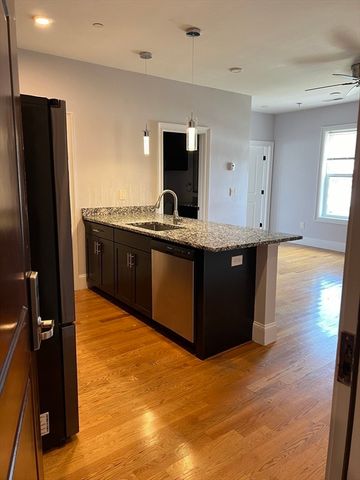 68 South 303, Framingham, MA 01702