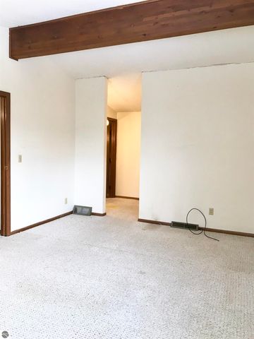 2415 50th Avenue, Lakeview, MI 48850