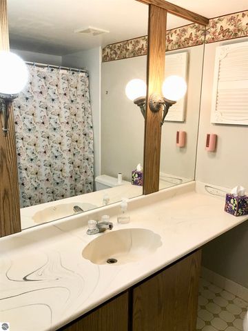 2415 50th Avenue, Lakeview, MI 48850