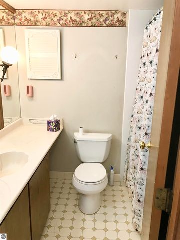 2415 50th Avenue, Lakeview, MI 48850