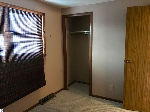 2415 50th Avenue, Lakeview, MI 48850