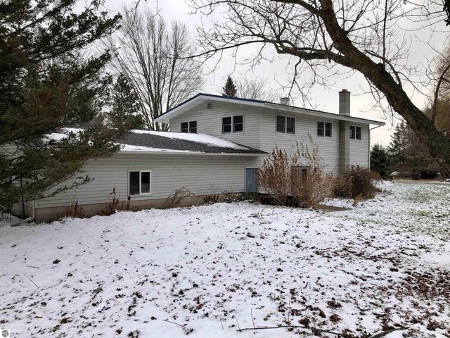 2415 50th Avenue, Lakeview, MI 48850