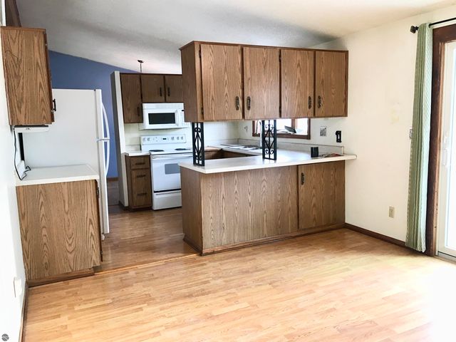 2415 50th Avenue, Lakeview, MI 48850