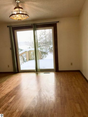 2415 50th Avenue, Lakeview, MI 48850