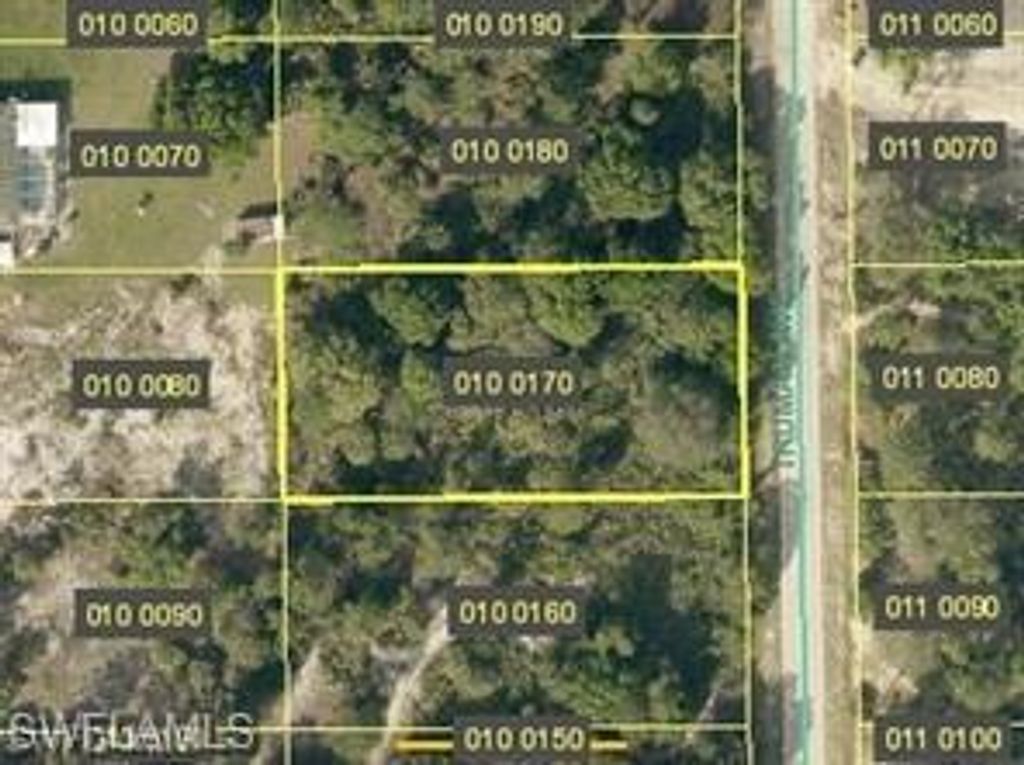 809 Truman AVE, LEHIGH ACRES, FL 33972 — exterior