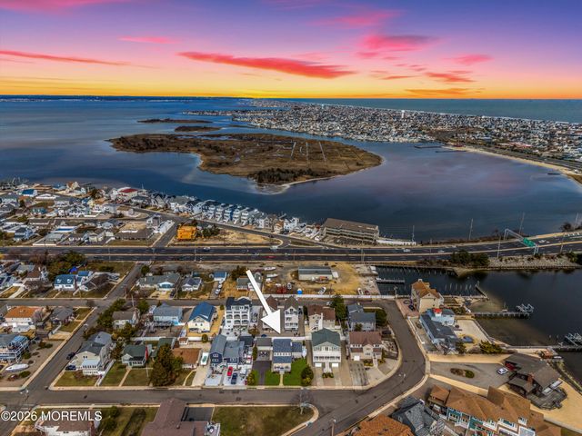 108 Roanoke Avenue, Seaside Heights, NJ 08751