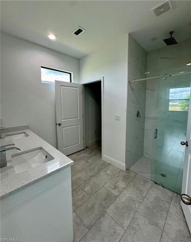 7015 Jolly CIR, Labelle, FL 33935