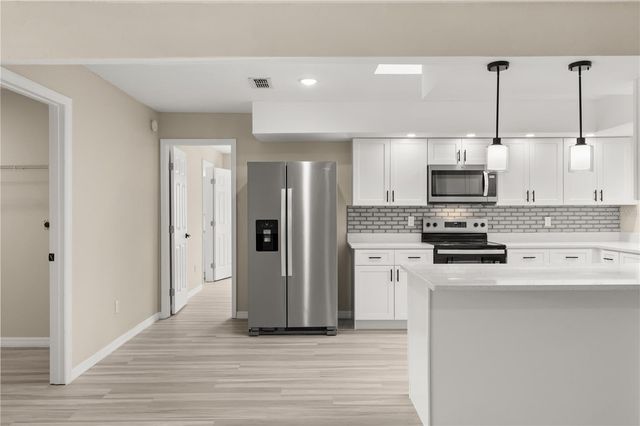 15690 SW 46TH CIRCLE, Ocala, FL 34473