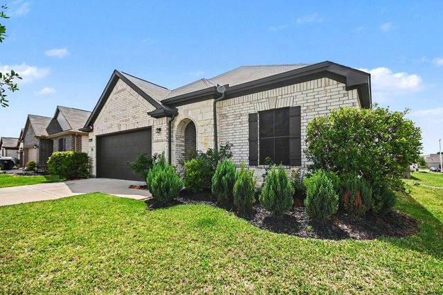 2022 Rebel Way, Alvin, TX 77511