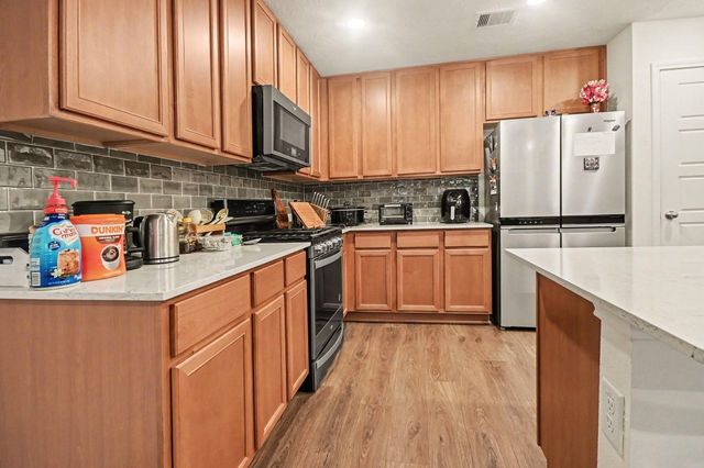 2022 Rebel Way, Alvin, TX 77511