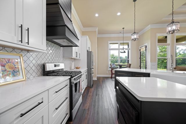 185 Stately Oak Dr, Huntingdon, TN 38344