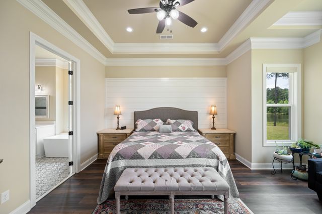 185 Stately Oak Dr, Huntingdon, TN 38344