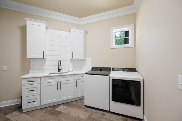 185 Stately Oak Dr, Huntingdon, TN 38344