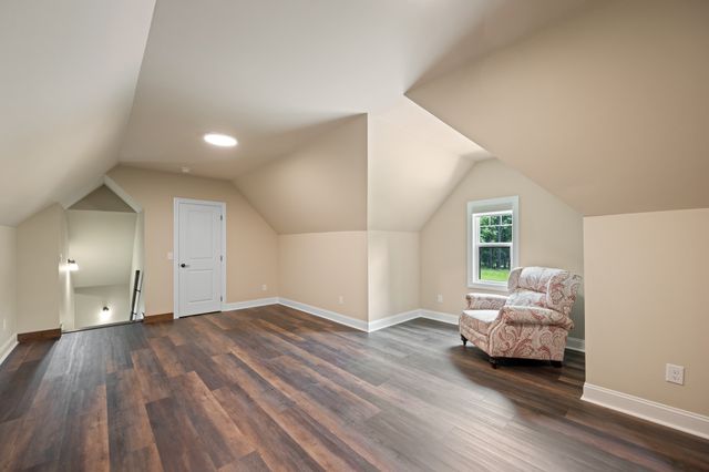 185 Stately Oak Dr, Huntingdon, TN 38344